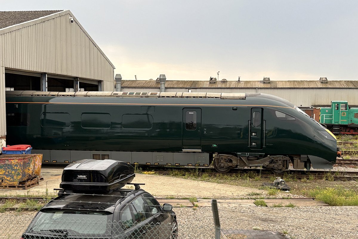 Officer Wibble tweet media