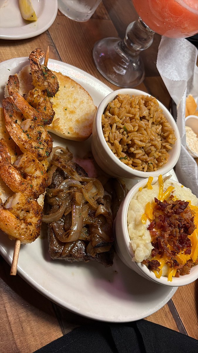 YaFavGirlLAAY's tweet image. I been eating so good lately 😩🤣 #FoodThread