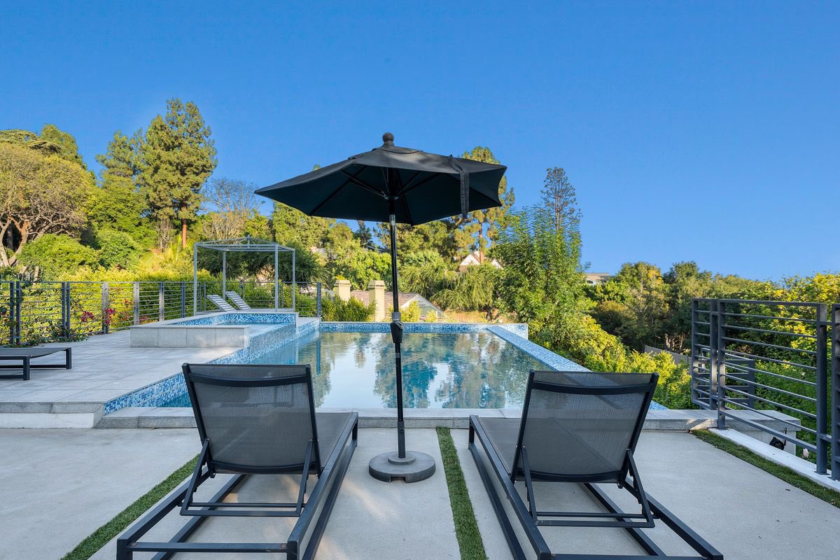 Experience Luxury Living In This Completely Renovated Estate Offering Sleek, Contemporary Design🏡✨

11647 Bellagio Road, Los Angeles
8 beds | 7 baths | 4,801 sq.ft. (btv)
Leasing for $26,000/month

Contact agent Katie Cimmarusti for details
Call 818.404.0779
DRE#02087819