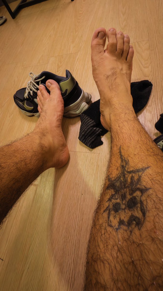 edaozineo's tweet image. ontem o cardio foi em casa mesmo