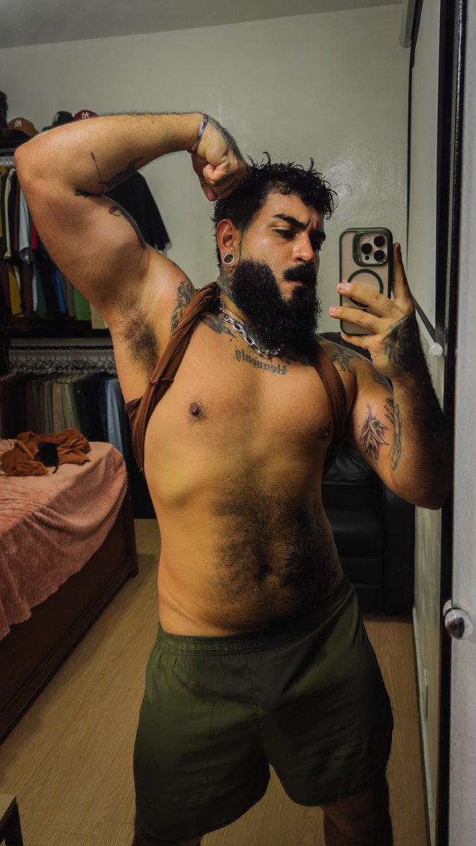 edaozineo's tweet image. ontem o cardio foi em casa mesmo