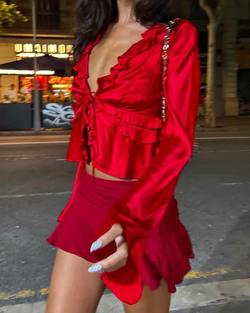 𝑘𝑎𝑡𝑟𝑖𝑛𝑒 𝘩𝑎𝑑𝑙𝑒𝑦. tweet media