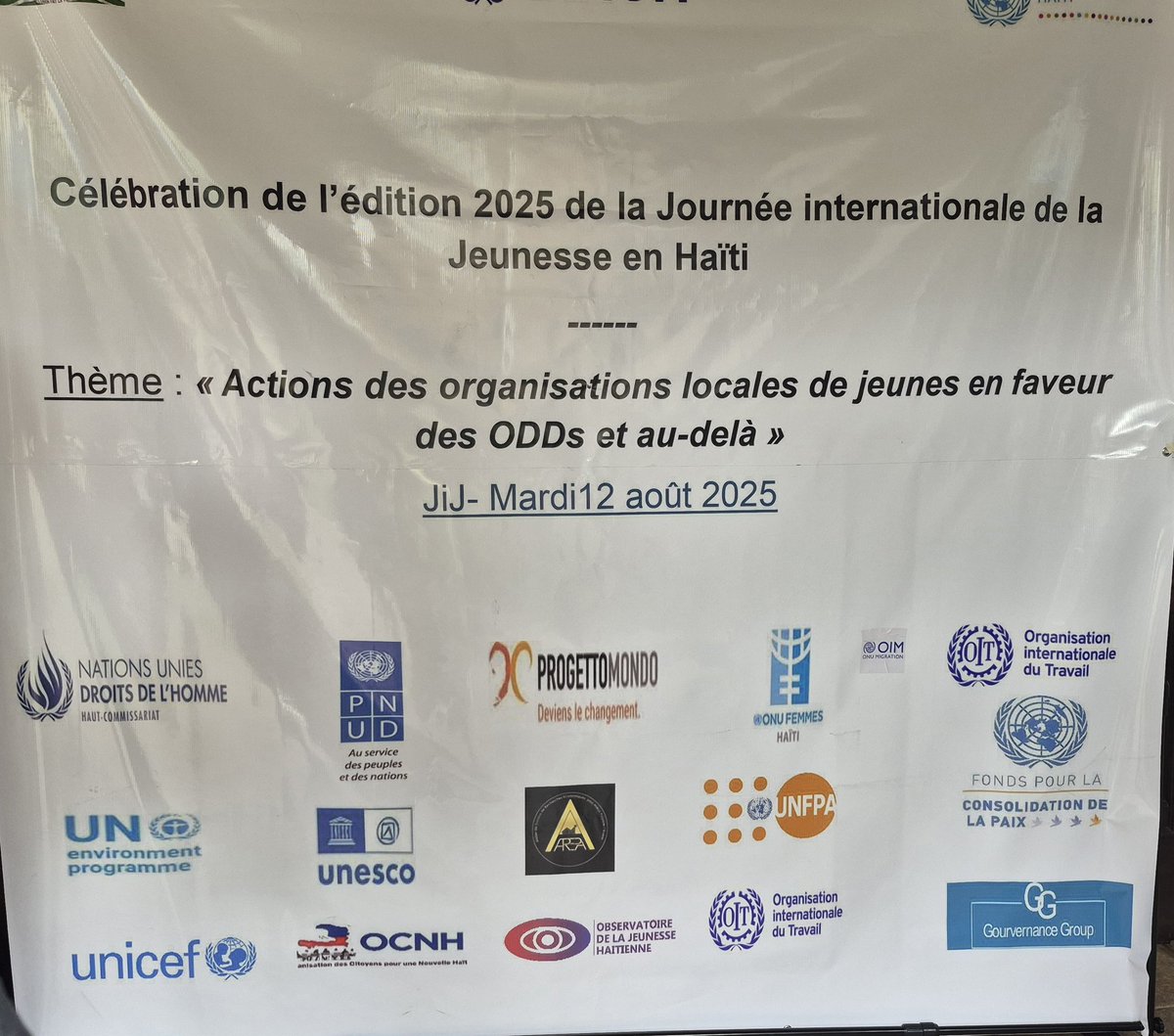 Clifftongo's tweet photo. Ce 12  aout 2025, le @mjsacinfo a honoré plusieurs acteurs engagés ds la promotion de la jeunesse.
Le Directeur Général @NathanLaguerre1 a remis une plaque d'honneur à @ObsJeunesHT
en reconnaissance de ses actions remarquables en faveur de la Jeunesse. https://t.co/5gOCf94fKE
