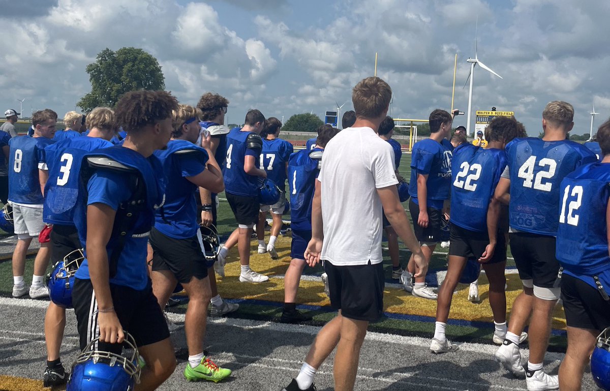Derek Parris (@derekparris) on Twitter photo The 2025 Channel1450 Pigskin Preview tour started day three at Walter Boyd Field
Thanks to <a href="/JoshJostes/">Josh Jostes</a> for the hospitality
Pigskin Preview stop #13 - Maroa-Forsyth Trojans The 2025 Channel1450 Pigskin Preview tour started day three at Walter Boyd Field
Thanks to <a href="/JoshJostes/">Josh Jostes</a> for the hospitality
Pigskin Preview stop #13 - Maroa-Forsyth Trojans