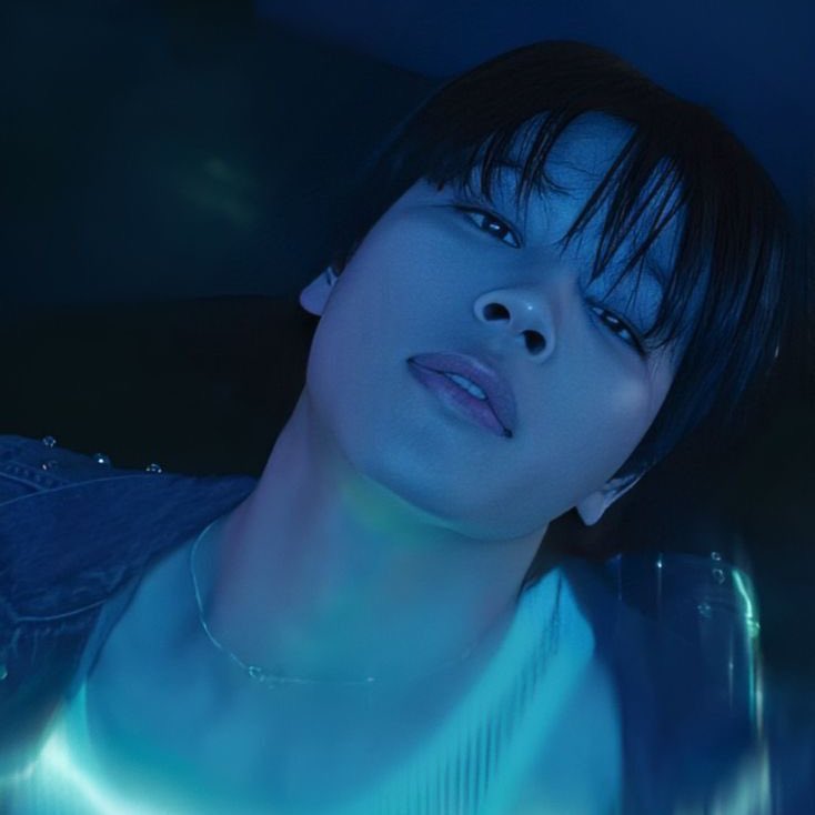 📊| #Jimin’s “Like Crazy” and “Who” are the Most streamed solo songs by Kpop soloist in Spotify Mexico! 🇲🇽

CONGRATULATIONS JIMIN