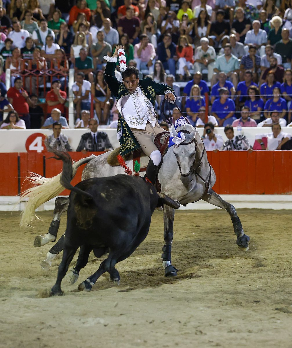 Paco Velásquez tweet media