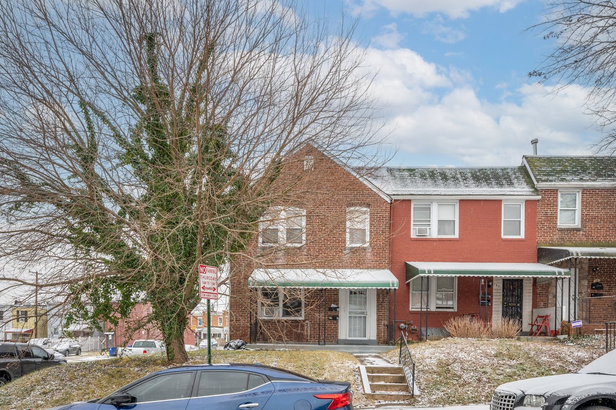 baltimoreturnke's tweet photo. 🤩🏡  Fully Occupied &amp; Cash flowing Two-Unit Rental 🏡💵 
https://t.co/Yk0QHDeXPy https://t.co/zIBDCWOwe1