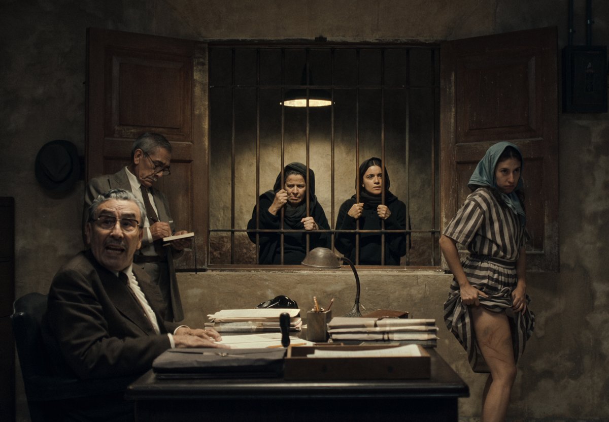 Las hermanas Baladro crearon un imperio y se convirtieron en las mujeres más temidas de México.

'Las muertas', la nueva serie de Luis Estrada, llega a Netflix este 10 de septiembre.