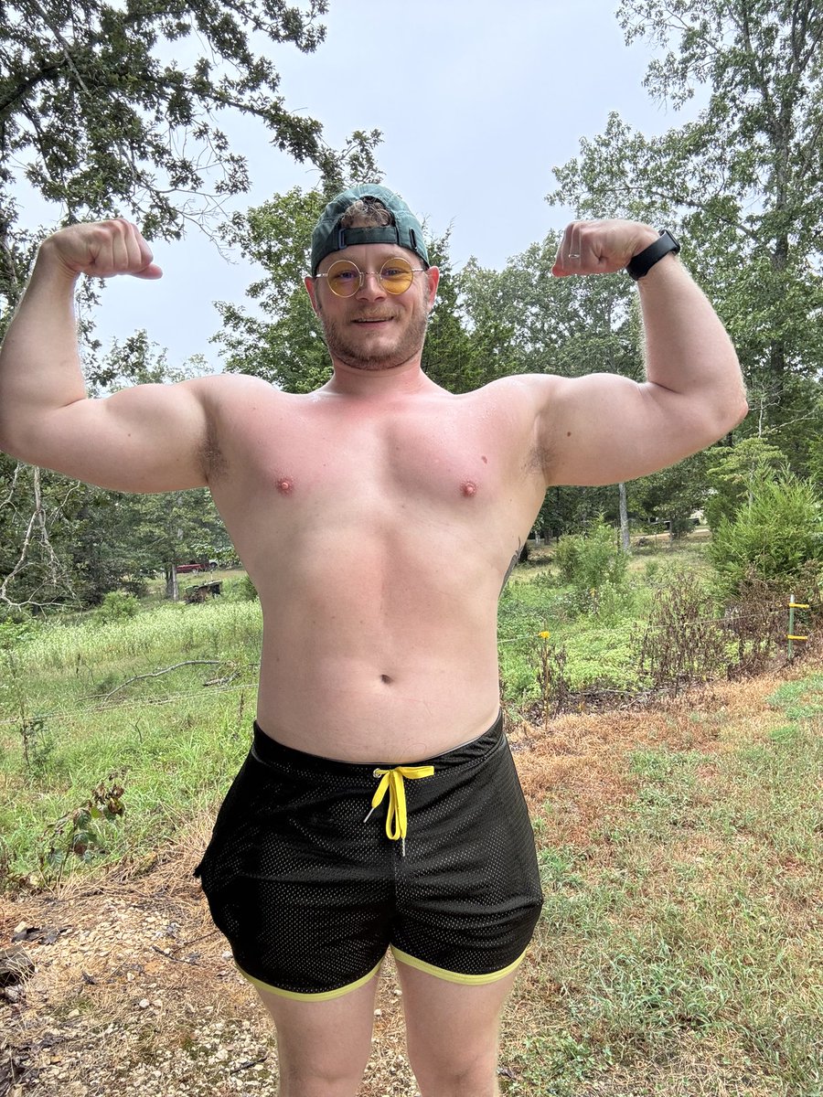 scott_churchxxx's tweet photo. 208lbs and growing. Who wants to feed me some protein? ๐๐ #pitsweat
https://t.co/o05MheJP0k https://t.co/IM6CLN9GL9