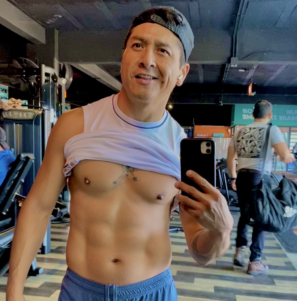 YoAnotzin's tweet photo. Miércoles de jijolaguayaba todo está carísimo y más la pechuga. 

#gymmotivation #Relax #YaQue #QueCaro https://t.co/hnTiXyp61j