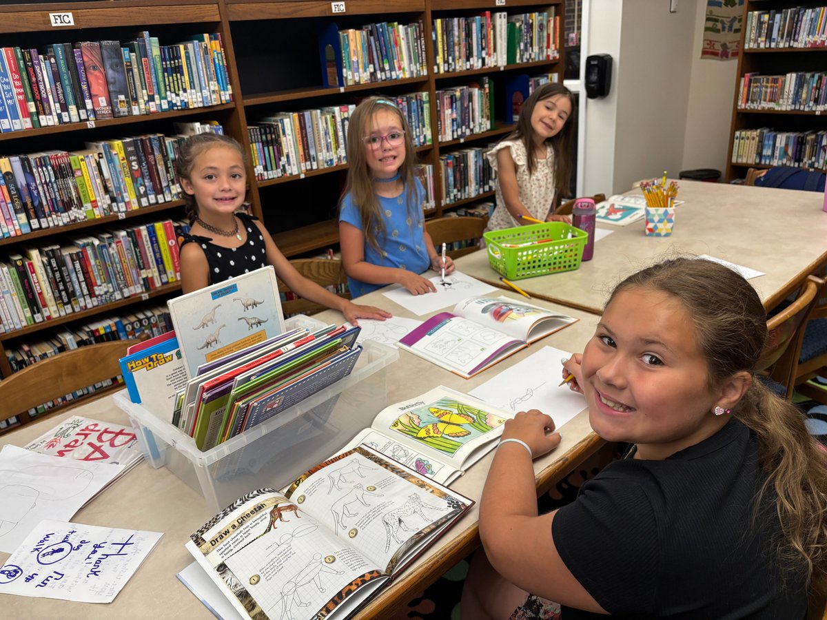Lake George Elementary Library tweet media