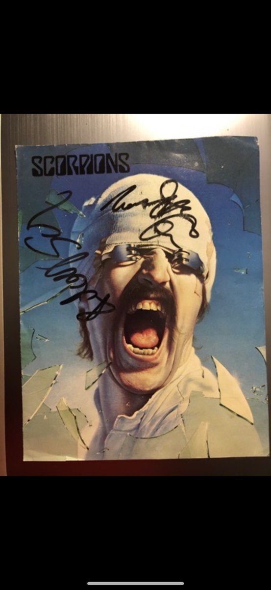 Spartankingfro1's tweet photo. #lasvagas #scorpions #bodasafa #spartankingfro1.😎 My summer begins today. Currently at Sea-Tac, getting ready to begin my trip to Vegas. I have many shows(14) I think between now and Thanksgiving!!😎 https://t.co/bPPb8BRzCh
