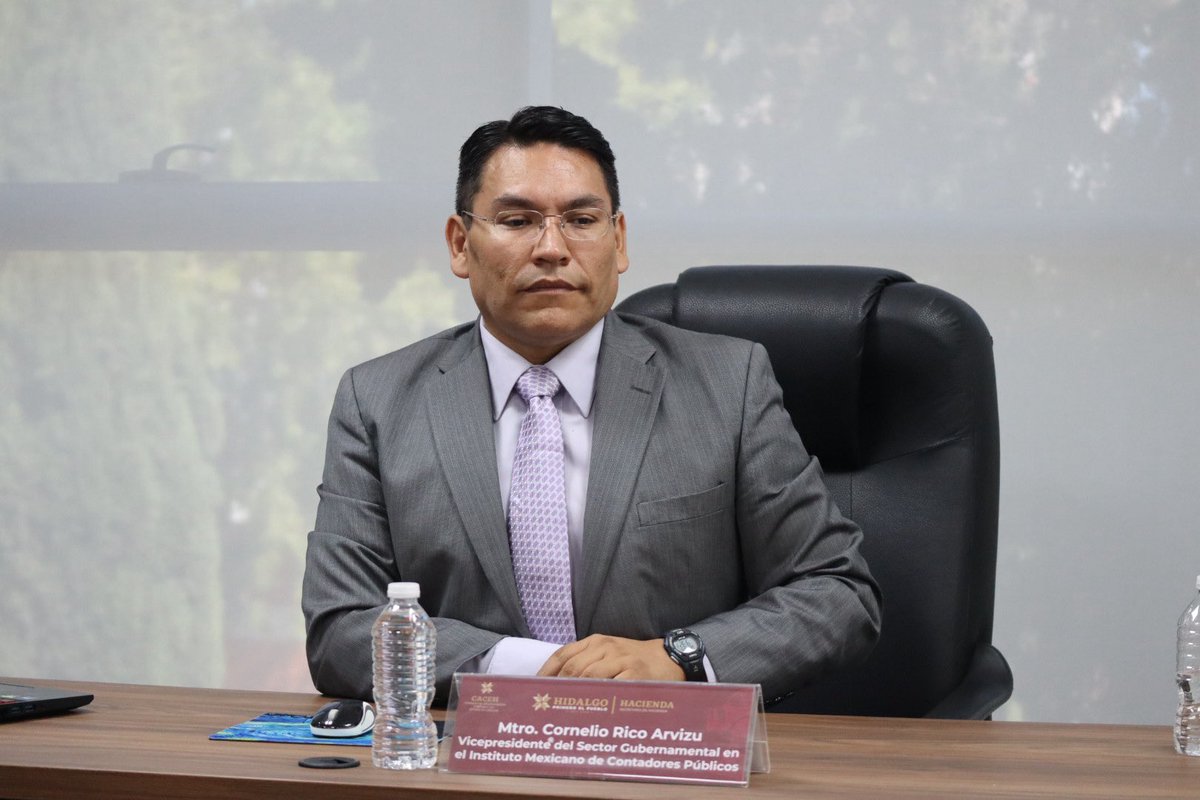 Junto a <a href="/jorvalverdeASEH/">Jorge Valverde Islas</a>, titular de la <a href="/ASEH_Hgo/">asehidalgo (Oficial)</a>, inauguramos el Programa de Capacitación y Profesionalización en Armonización Contable, derivado de recursos del Presupuesto de Egresos de la Federación 2025.

A cargo del Mtro. Cornelio Rico Arvizu, esta formación dirigida a