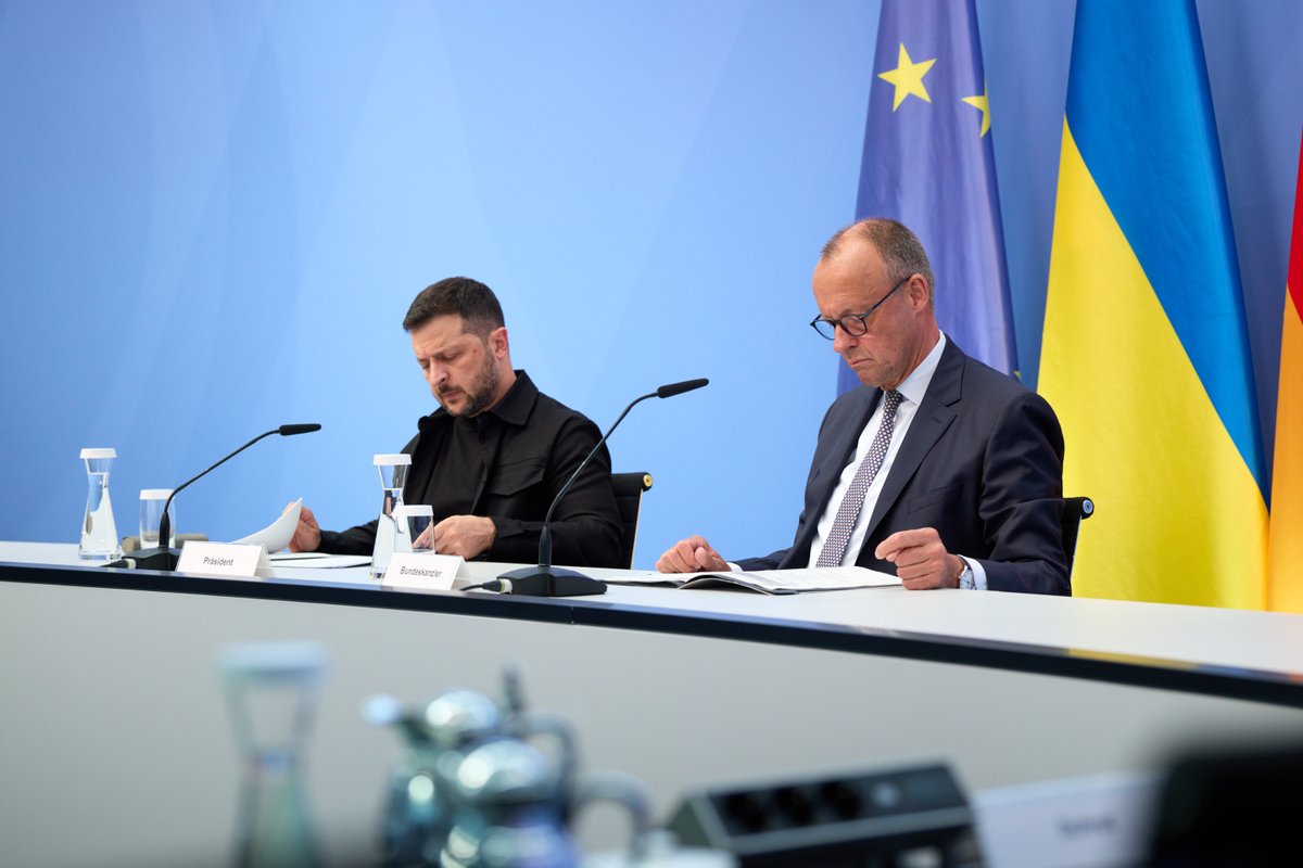 Volodymyr Zelenskyy / Володимир Зеленський tweet media