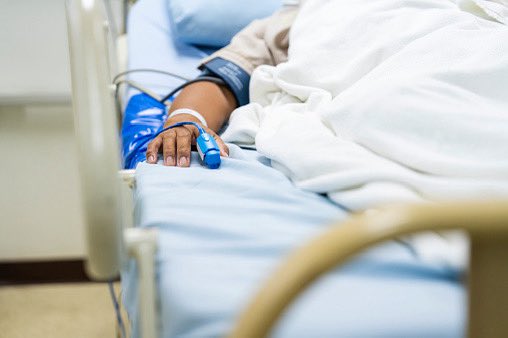 France Inter Presse (@inter_presse) on Twitter photo Ce jeudi dans la #Matinale de <a href="/franceinter/">France Inter</a>
À 8h20, plateau sur le budget de la santé dans le viseur du gouvernement avec Nicolas Da Silva (<a href="/dasilva_p13/">Nicolas Da Silva</a>), économiste, Claude Rambaud, vice-présidente de <a href="/Fr_Assos_Sante/">France Assos Santé</a>, et <a href="/PhilippeBesset/">Philippe Besset</a>, pharmacien et président de <a href="/fspfsyndicat/">FSPF</a> Ce jeudi dans la #Matinale de <a href="/franceinter/">France Inter</a>
À 8h20, plateau sur le budget de la santé dans le viseur du gouvernement avec Nicolas Da Silva (<a href="/dasilva_p13/">Nicolas Da Silva</a>), économiste, Claude Rambaud, vice-présidente de <a href="/Fr_Assos_Sante/">France Assos Santé</a>, et <a href="/PhilippeBesset/">Philippe Besset</a>, pharmacien et président de <a href="/fspfsyndicat/">FSPF</a>