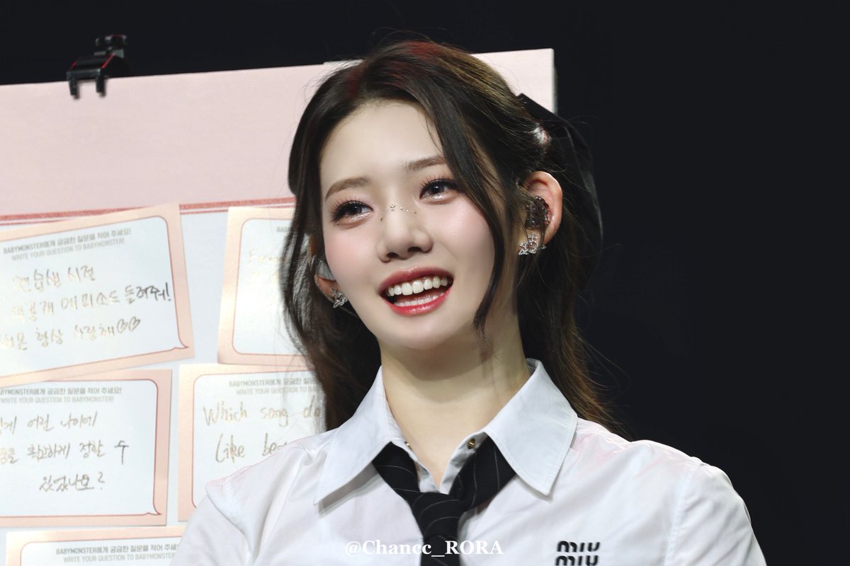 𝐂𝐡𝐚𝐧𝐜𝐜🎀 tweet media