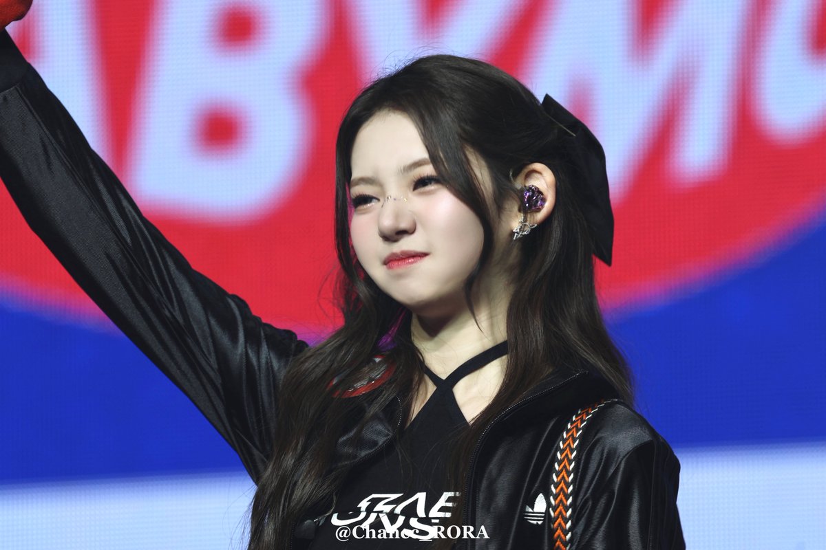 𝐂𝐡𝐚𝐧𝐜𝐜🎀 tweet media