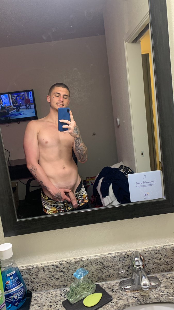 Trik13582050's tweet photo. Rt~ which one of y’all tryna buy my lunch today?

🌶️content on telegram
: trikeyy74 or dm on x https://t.co/imMkAHS67d