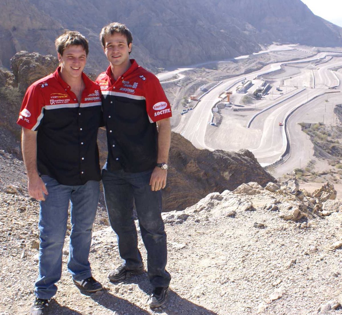 pascalerandi's tweet image. Definían la Copa America de Top Race en el 2010. Ese Campeonato lo ganó Guido Falaschi . Comenzaría una gran carrera para estos chicos de 20 años en ese momento. Tremendos pilotos !!!! 
#YONOMEOLVIDODEGUIDOFALASCHI