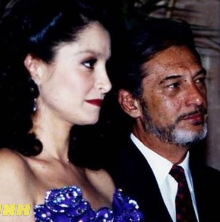 Enrique Lizalde y Alma Muriel una Historia trágica de amor, que al final fue tanta la turbulencia en sus vidas, que terminó con el fallecimiento del Actor de la voz gruesa y