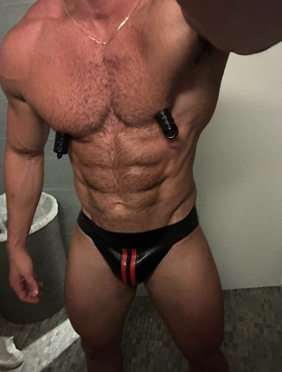 Rio + Jet (@rubberpupsnyc) on Twitter photo Should this pup grow out his fur? Should this pup grow out his fur?