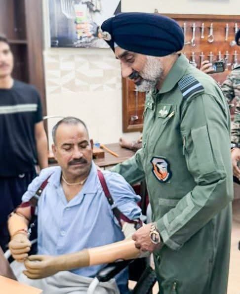 I kind of like this man 👇

Humble, Tough and doesn’t mince his words 

"He's a leader in the true sense of the word"

Was wondering if I could send him a bottle of Single Malt