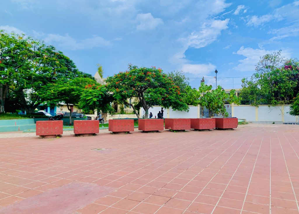 Ou wè kibò? 
📲——-> 📸