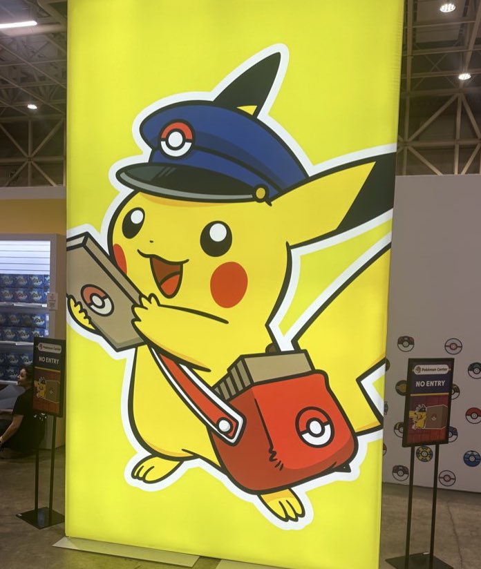 They gotta stop letting this guy organize the Pokémon center lines