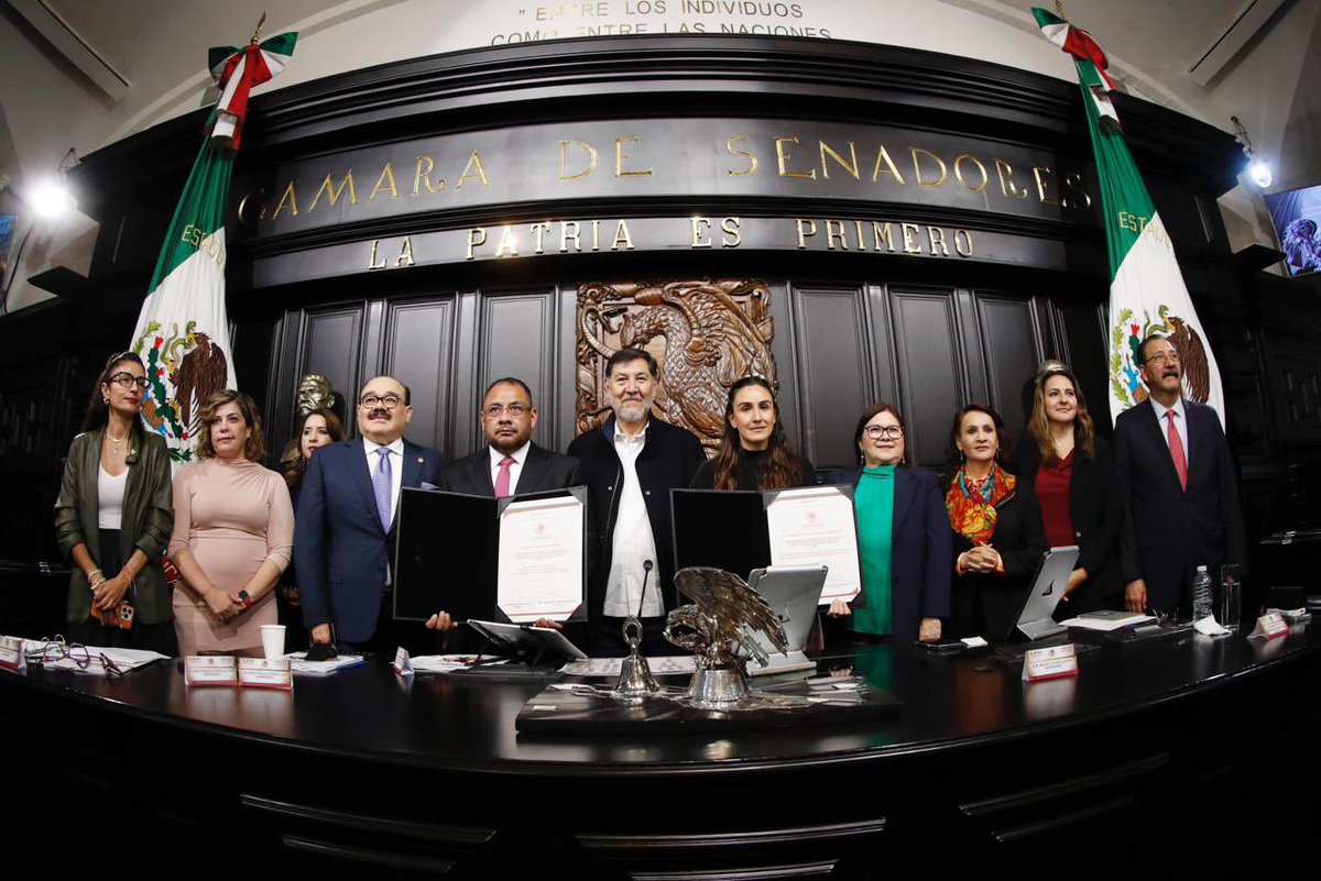 Con orgullo, en la @PFFmx celebramos la ratificación de la Subsecretaria de <a href="/Hacienda_Mexico/">Hacienda</a> y del Titular de la UIF. Su compromiso con México inspira y fortalece nuestra misión de servir con legalidad y justicia. 🇲🇽💼⚖️