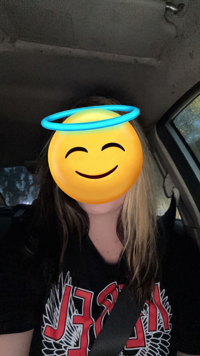 LexiReign022's tweet photo. Who wants a face reveal hmu to find out how❤️ #sellingcontent #BUYINGCONTENT https://t.co/RbvWiZmn2r