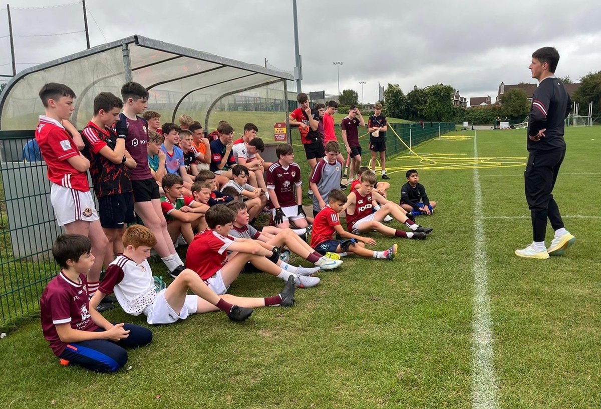 Youth Summer Football Skills with Cork Senior Colm O’ Callaghan, big thanks to Colm and the organisers, great morning for our lads #oneclub #baileabú