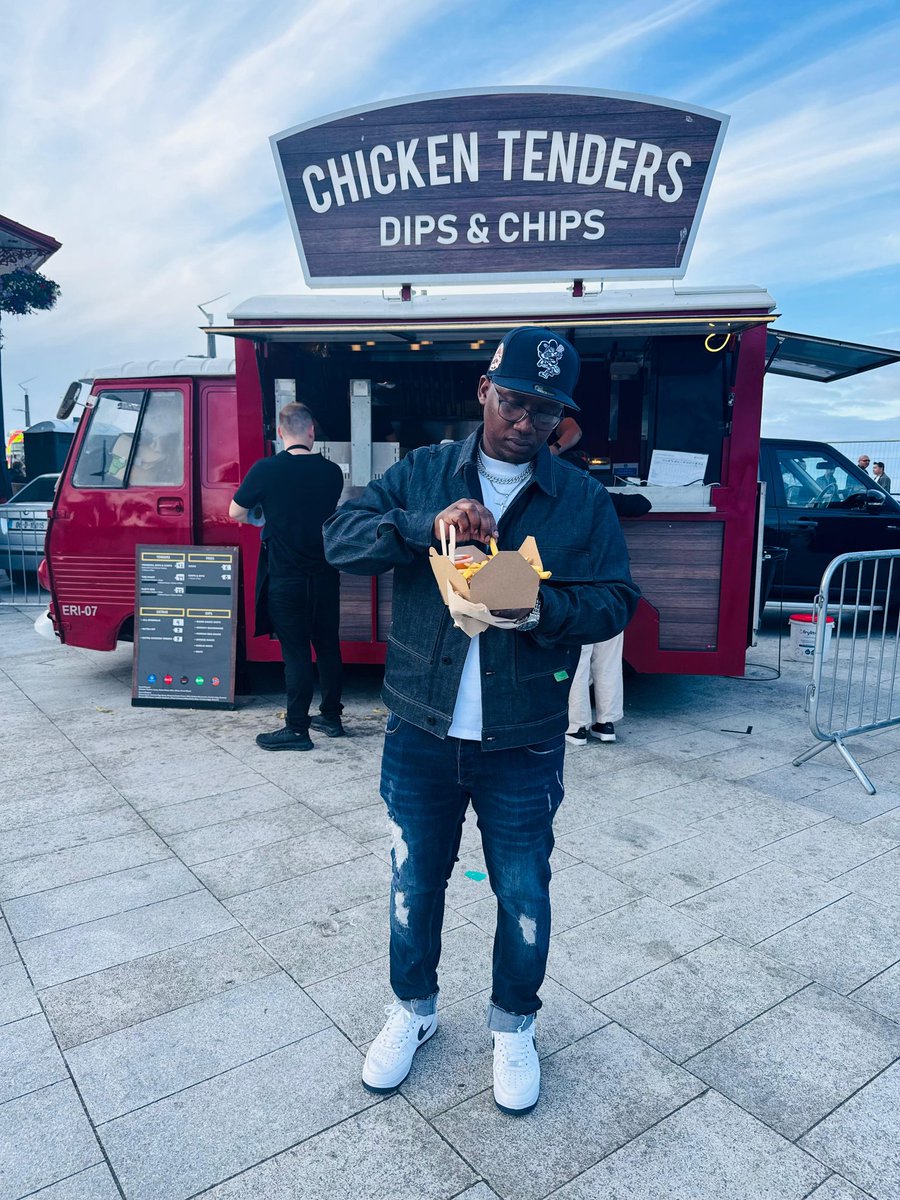 km_gran's tweet photo. 🍟🍗 https://t.co/P5XmT6fa0B