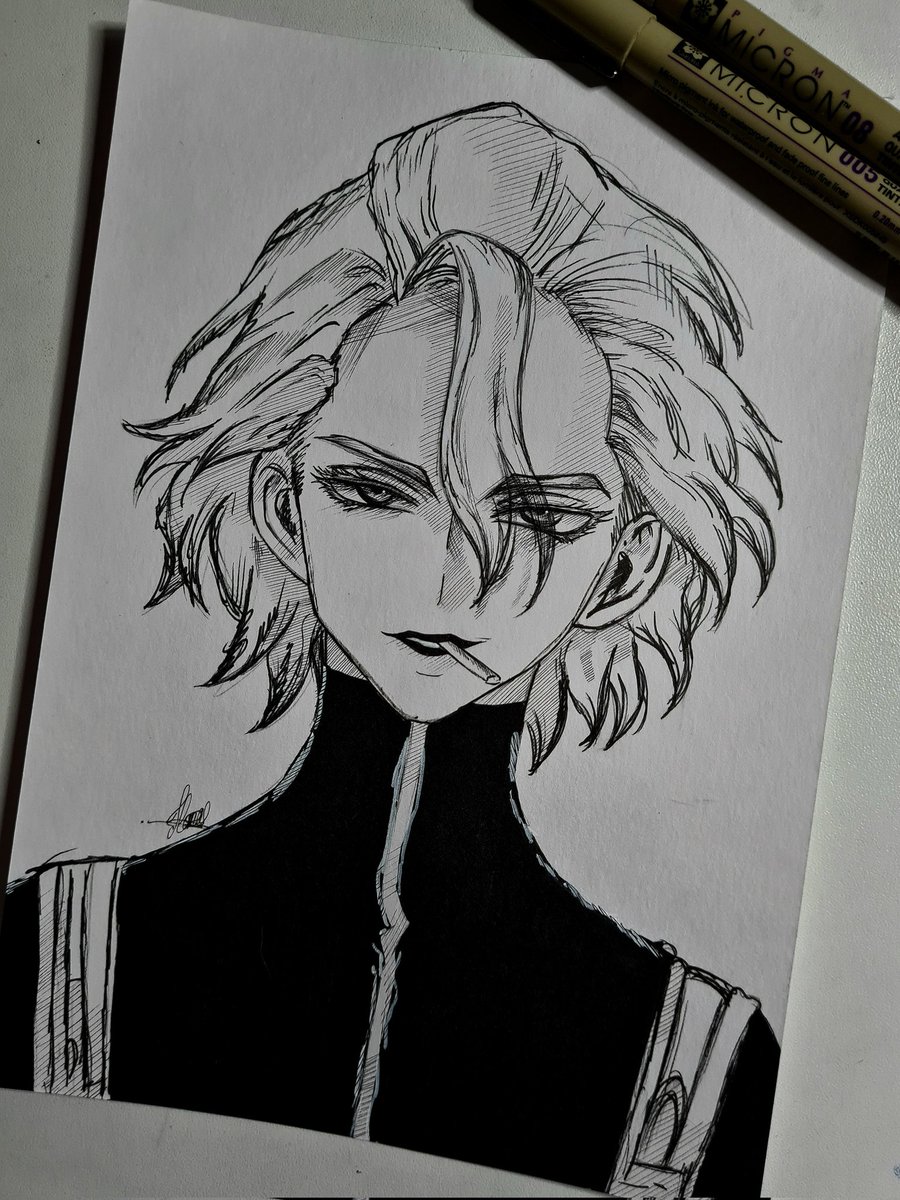 Avouez il est sexy.. 🫦