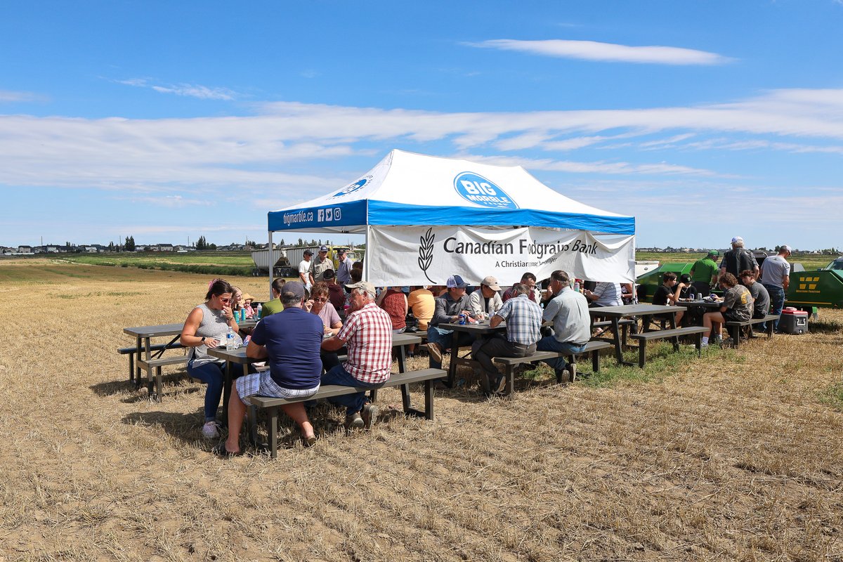 Western Tractor tweet media