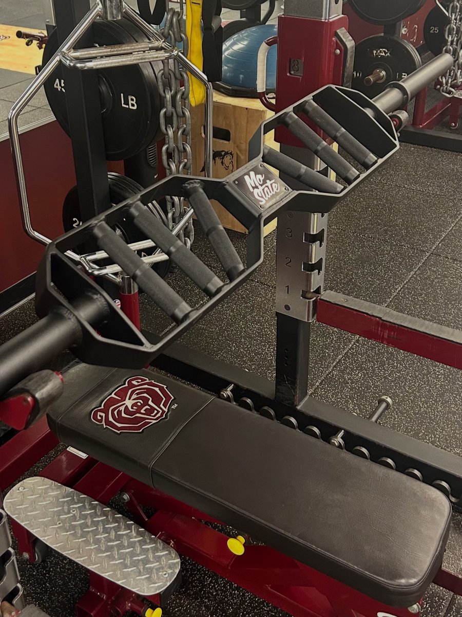 Intek Strength (@intekstrength) on Twitter photo MO Knows! Brick by brick, putting the right tools in the athletes hands.
Neutral Grip Bar
@coach_mo_66 <a href="/Ry_Beard/">Ryan Beard</a> <a href="/MoStateFootball/">Missouri State Football</a>
#ngb #mostate #madeintheUSA🇺🇸 #intekstrength #intek #weightroom #strengthandconditioning MO Knows! Brick by brick, putting the right tools in the athletes hands.
Neutral Grip Bar
@coach_mo_66 <a href="/Ry_Beard/">Ryan Beard</a> <a href="/MoStateFootball/">Missouri State Football</a>
#ngb #mostate #madeintheUSA🇺🇸 #intekstrength #intek #weightroom #strengthandconditioning