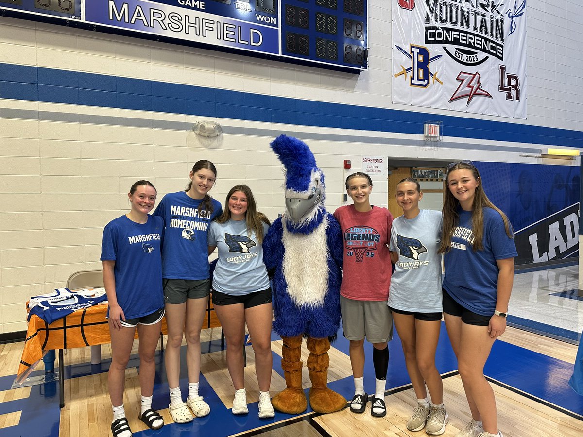 Lady Jays Basketball tweet media