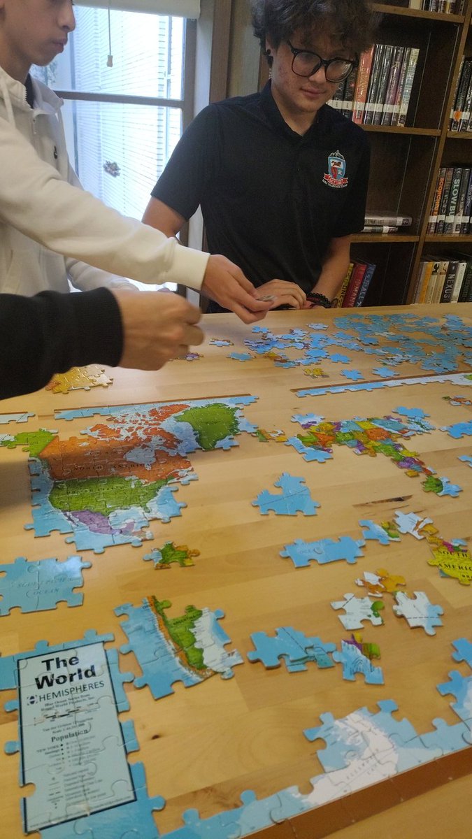 Skyline_Library tweet media