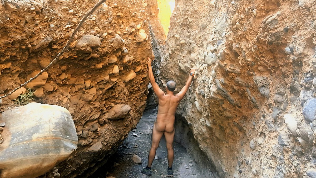 Abriendo montañas

#nude
#naked
#nudist
#nudista
#Almeria
#nudism 
#naturist
#nudismo
#desnudo
#naturism
#naturista
#hikenude
#freehiking
#naturismo
#livelifenaked
#nakedoutdor
#nadardesnudo
#skinnydipping
#nakedinnature
#natusenderista
#nakedadventures
#desnudoenlanaturaleza