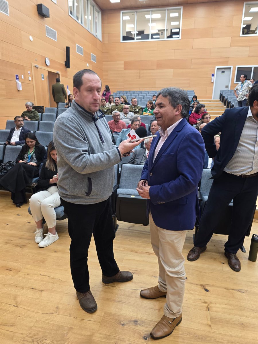 En el salón auditorio del hospital bi-provincial Quillota Petorca se realizo la cuenta publica año 2024 de la cuarta comisaria de carabineros de Quillota con la presencia del Alcalde de Quillota Luis Mella.