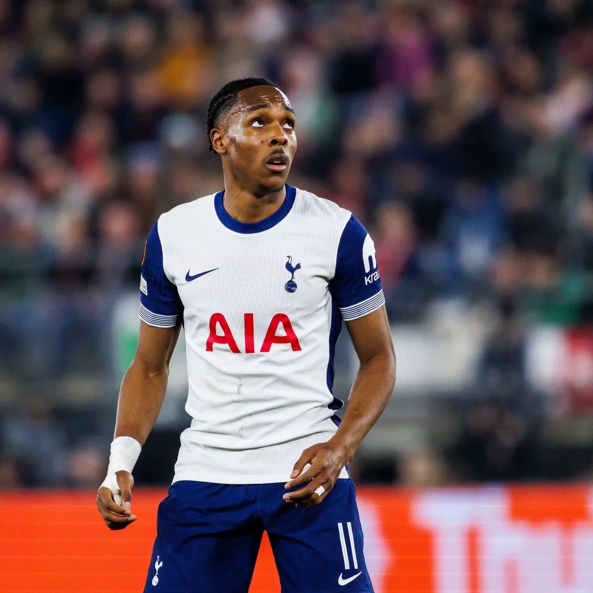 Fully behind you, Mathys! 🤍

Yes, his penalty went wide. Yes, he can be given criticism. But it absolutely doesn’t warrant any abuse, let alone racial abuse directed at him.

Hopefully it’s dealt with accordingly.

The minority doesn’t represent the majority.