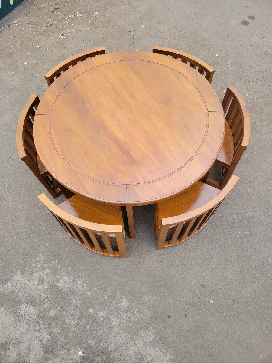 chibbode's tweet photo. Round dining table of six chairs #kamilifurniture https://t.co/rlJSIQ1zX7