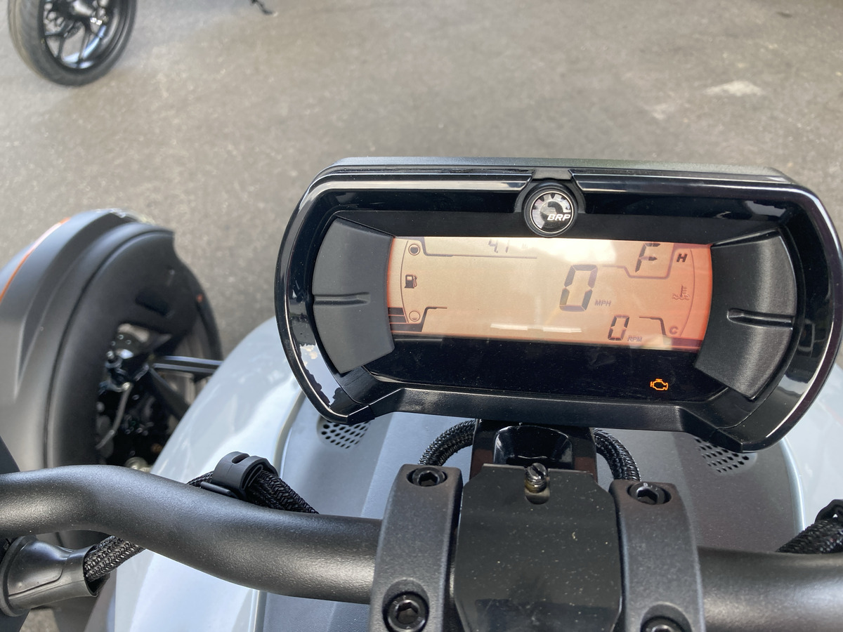 🏍️ Take on the open road day or night with this thrill-ready trike!🔥 New 2025 Can-Am Ryker 600 ACE —just $9,599!📍Winston-Salem, NC! 😎 Check it out today 👉 brnw.ch/21wUTmx

#CanAmRyker #CycleTrader #RideReady #TrikeLife #MotorcycleForSale #BuySellResearch