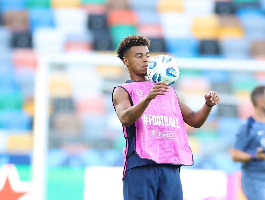 DOUÉ FR 🇫🇷 tweet media