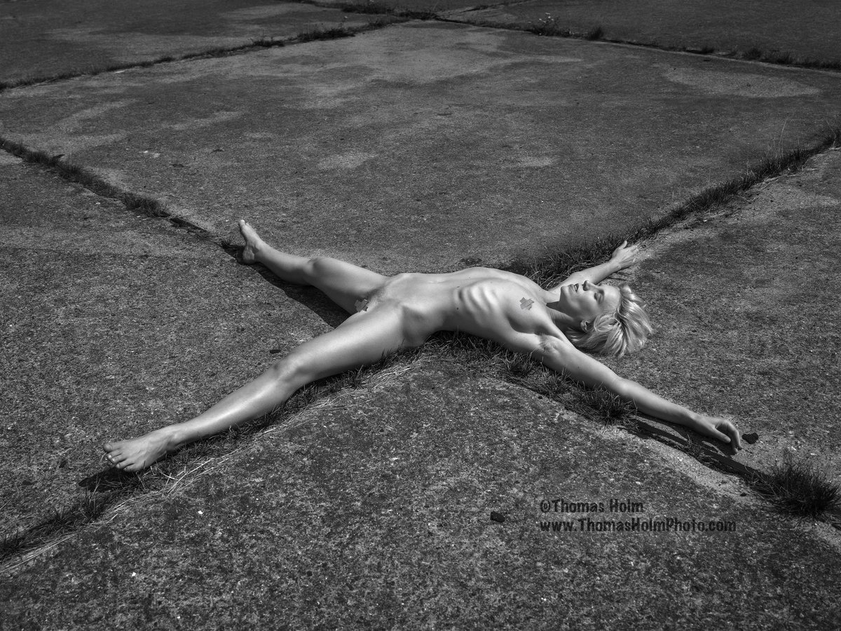 Depraved Lilith tweet media