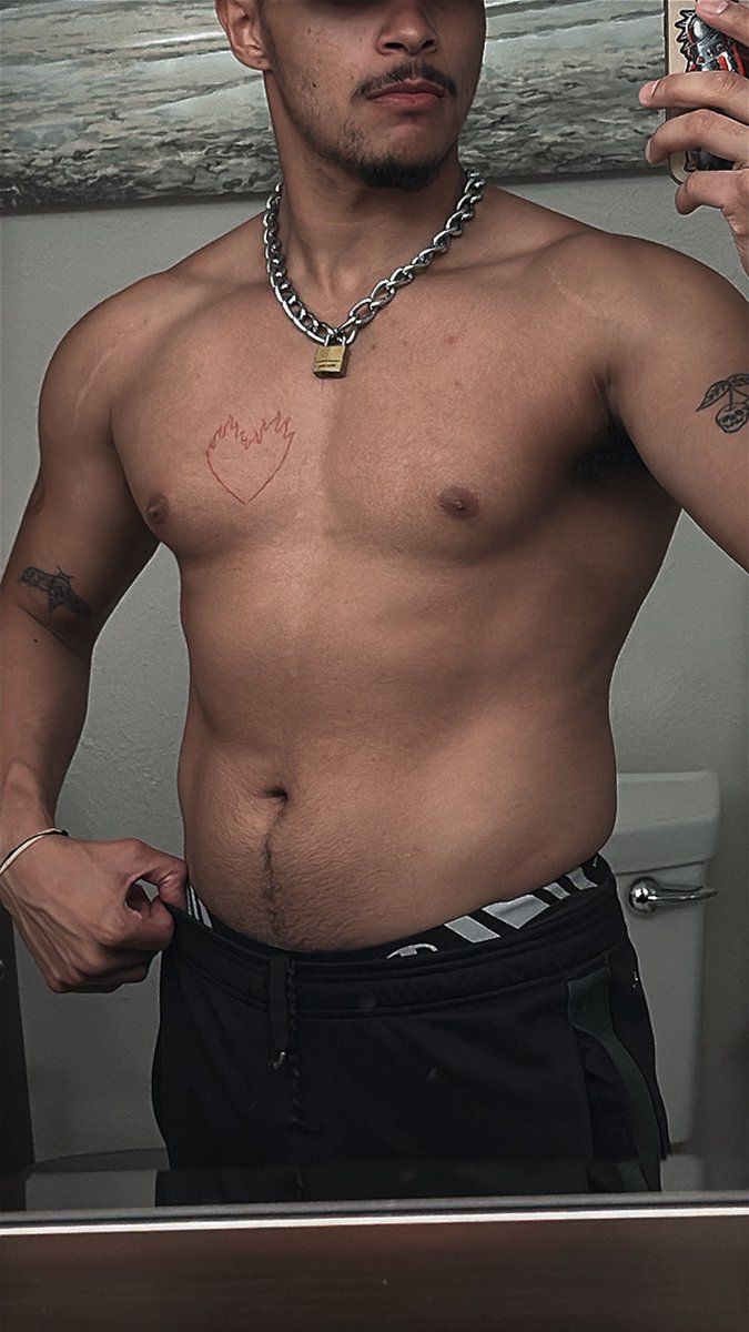 andres• tweet media