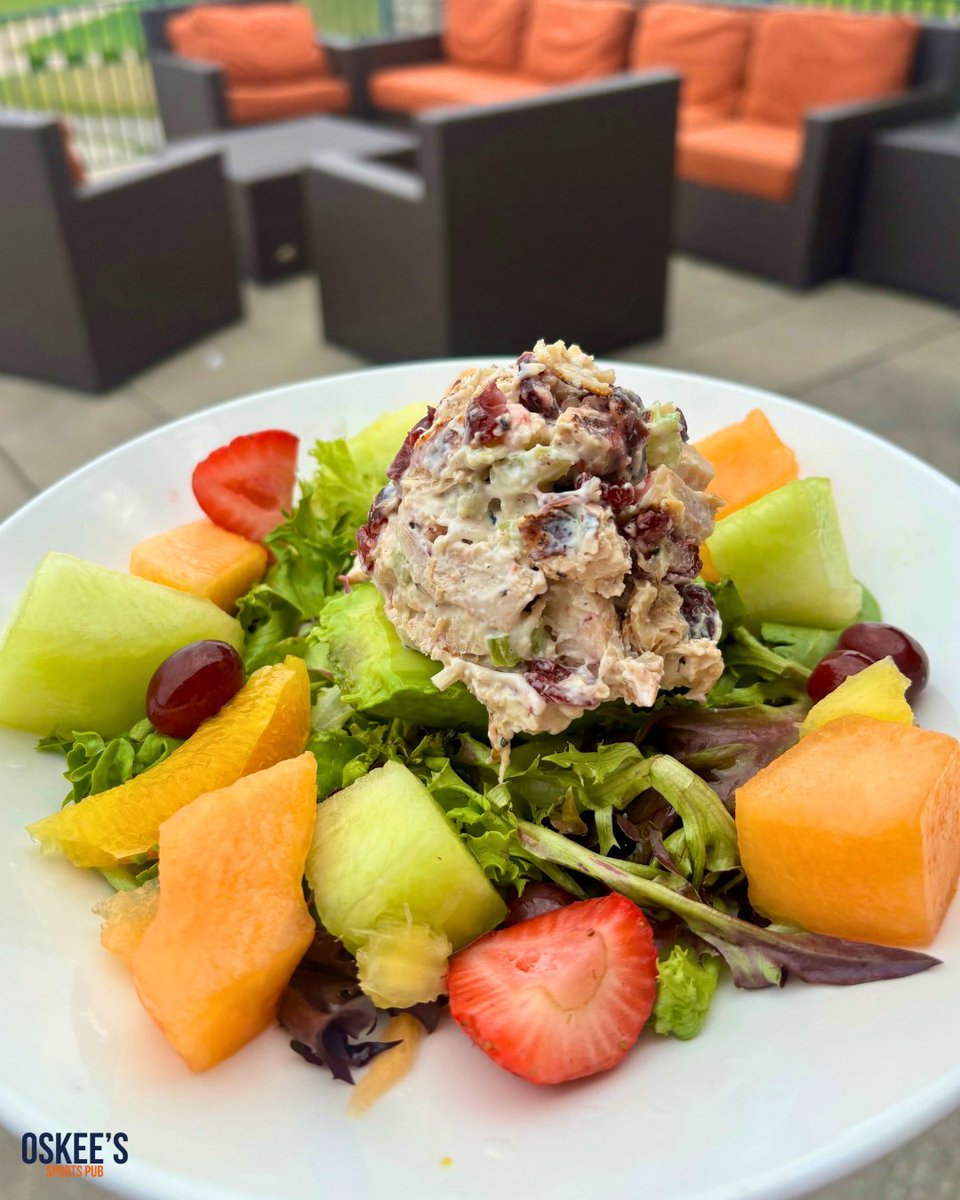 Back by popular demand!  This Wednesday, we’re serving up our fan-favorite Chicken Salad Stuffed Avocado!

#champaignurbana | #LunchBreak | #oskeessportspub