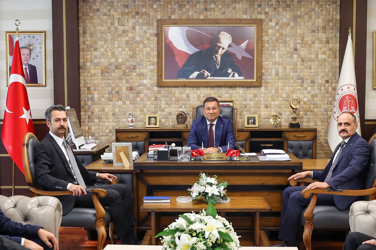 Ceza ve Tevkifevleri Genel Müdürü Sayın <a href="/YavuzEnis/">Enis Yavuz Yıldırım</a> genel müdürümle verimli bir görüşme gerçekleştirdik.
Vatan görevini onurla tamamlamış Eski Uzman Çavuşların #infazkorumamemuru olarak istihdam edilmesi konusunu ele aldık.
Nazik kabulleri ve yapıcı yaklaşımları için teşekkür