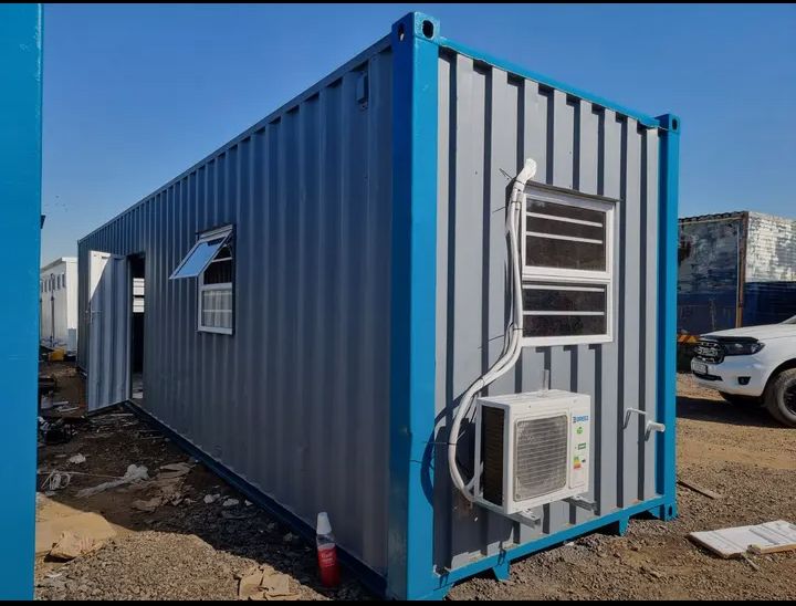 GroupMaphikwana's tweet photo. 12m Open Plan Office with 12000BTU Aircon https://t.co/9oBTSB31C5