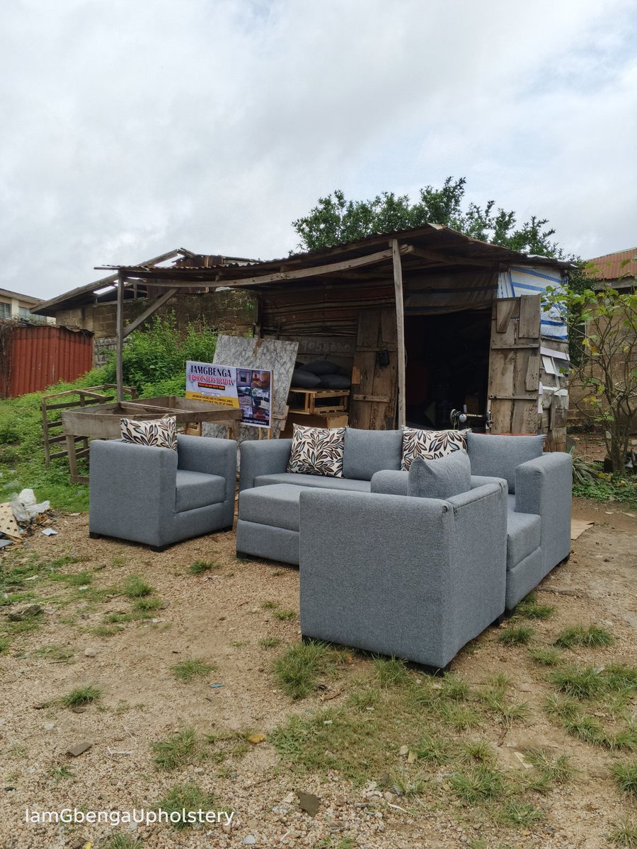 OkunadeGbengaV's tweet photo. Thanks for your patronage #houseofonyx × sir semilogo 🤟🏾
🚛 #Akoboibadan
House 11 junction, Felele straight challenge ibadan. https://t.co/pzBAVOL0bN
#IamGbengaUpholstery #furnitureibadan #furniture #IbadanFurniture #chair #lshapesofa https://t.co/lqD36JDv7f
