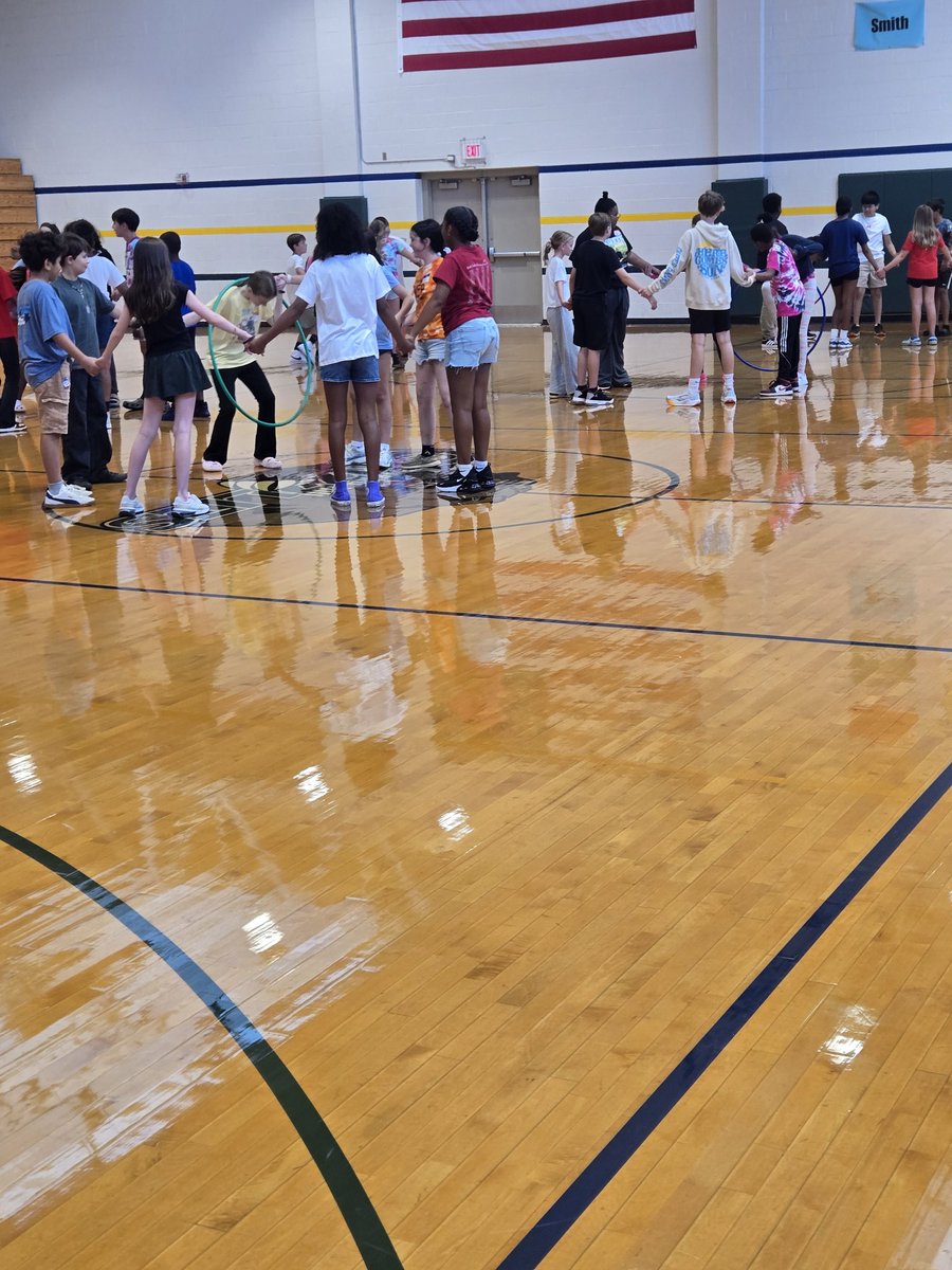 GHMS_Science8's tweet image. In our other afternoon session of MS101 with our new @GHMS_Grizzlies students, they had team building activities and fun in the gym!
#OurGravelly